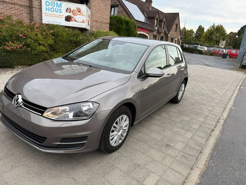 Volkswagen Golf 1.2 TSI BLUEMOTION