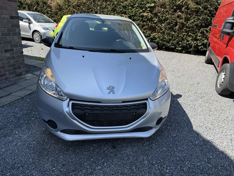 Peugeot 208 1.2i Active